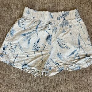 H&M patterned shorts